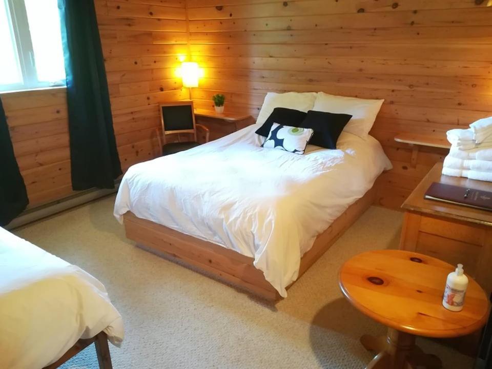 Auberge Ma Maison Sainte-Melanie Ngoại thất bức ảnh